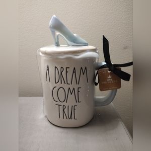 Rae Dunn Disney princess mug with topper